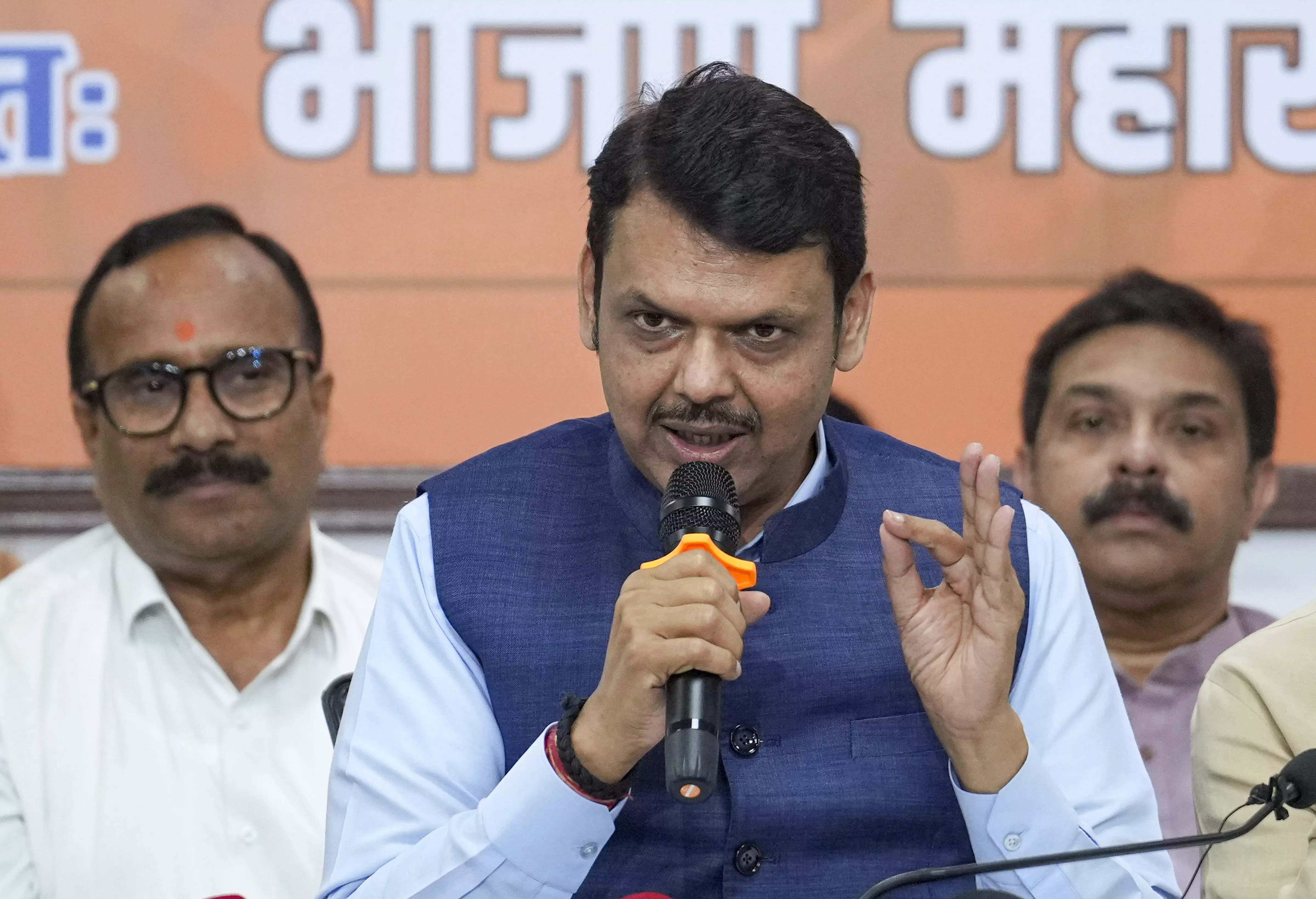 Case registered after ‘derogatory’ post against Fadnavis on social media