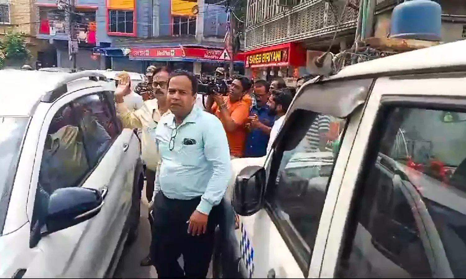 CBI calls 5 doctors for grilling; 3 face questions