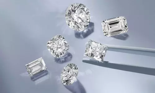 The Complete Guide to Lab Grown Diamond Engagement Rings and More