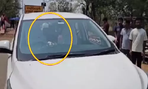 Odisha Ministers Face Public Fury in Bangiriposhi; Police Constable Injured