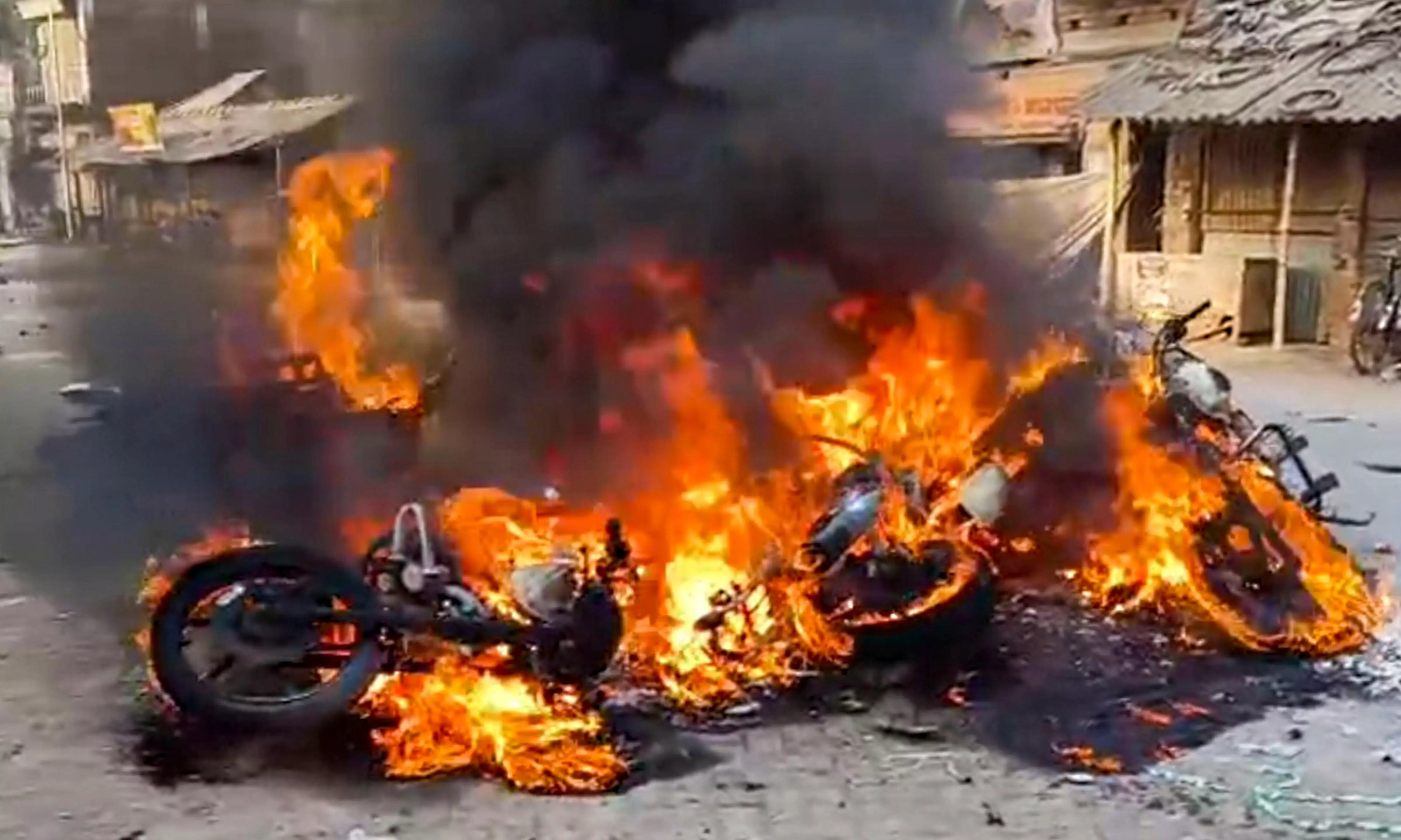 AA Edit | WB Hotbed of Communal Forces, Govt Must Act Now