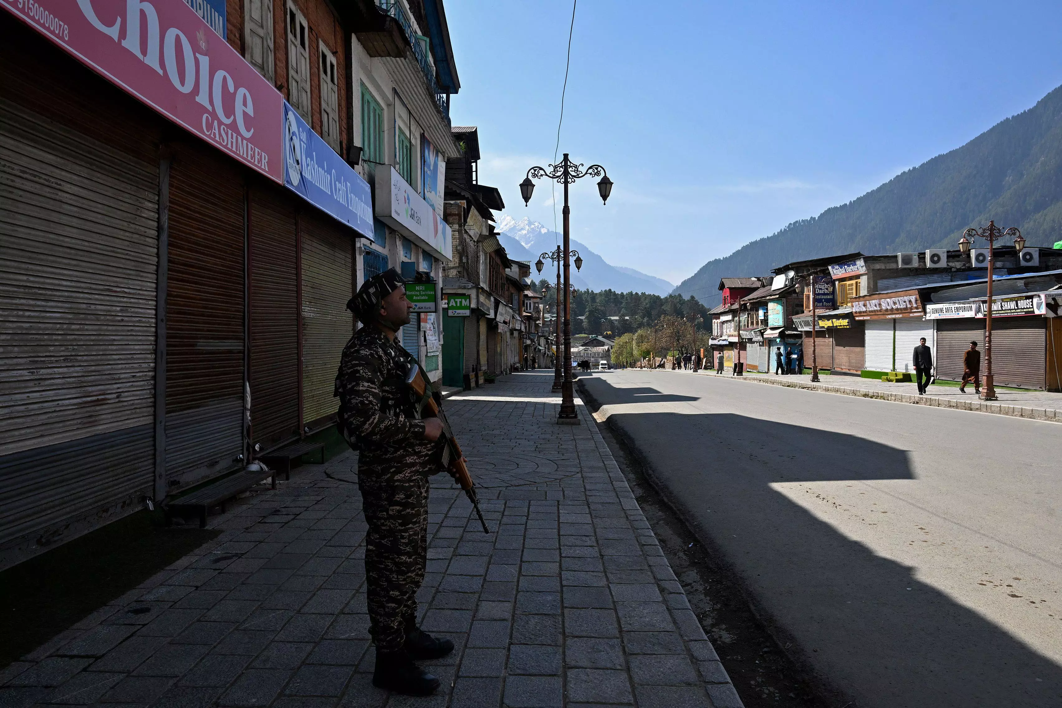 Travel Websites Show Exorbitant Airfares Travel Websites Show Exorbitant Airfares