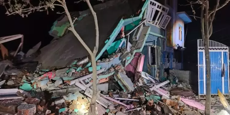 J&K: Amid Fear And Dread, Border-Dwellers Flee Homes