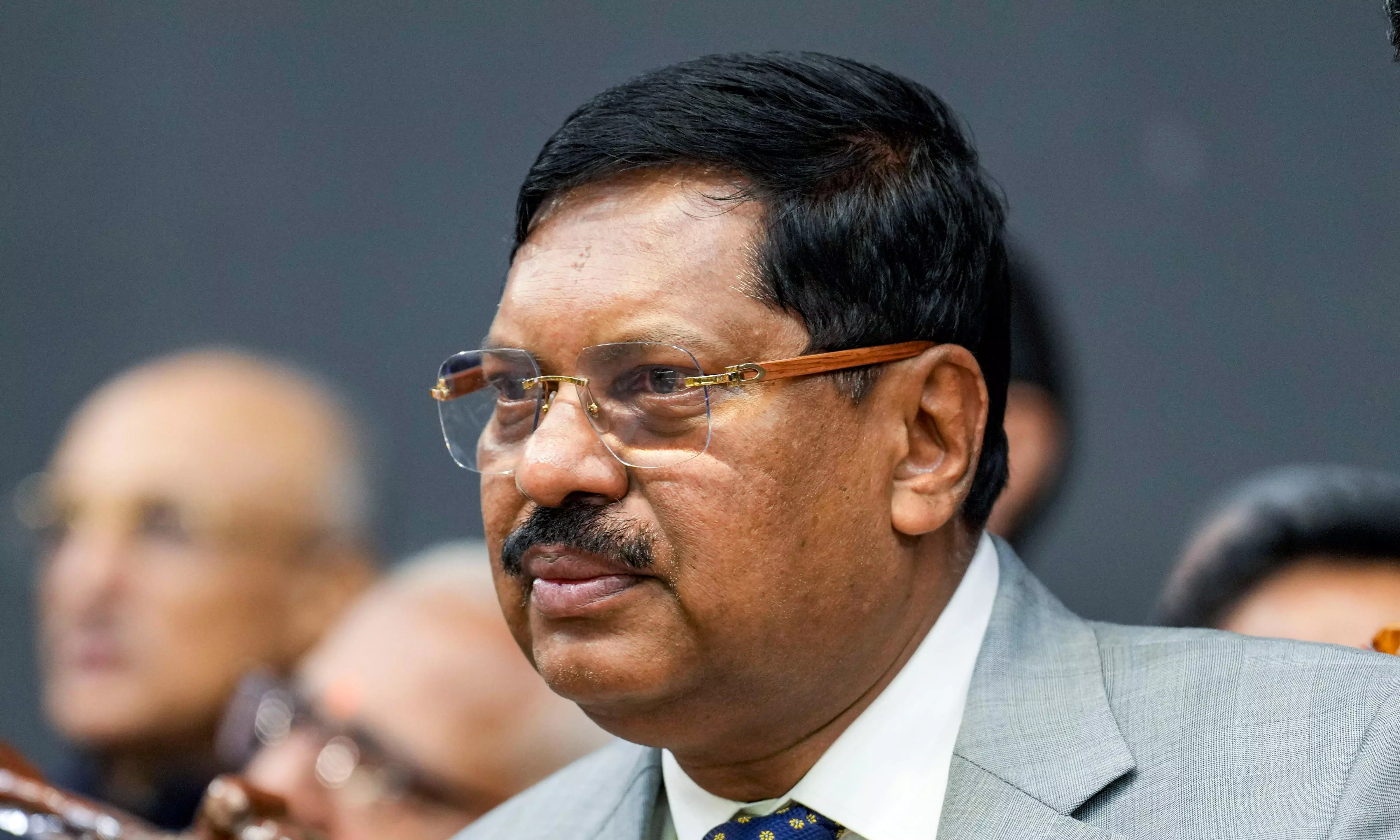 CJI Flags Protocol Breach by Top Maharashtra Bureaucrats