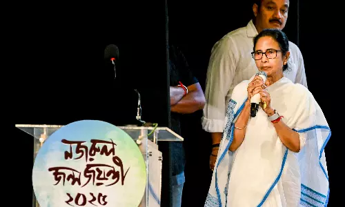 Shikha Mukerjee |  Can Cong Learn From Didi, UBT About Smart Politics?