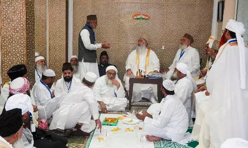 RSS Chief Meets 60 Islamic Scholars to Foster Hindu-Muslim Dialogue