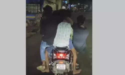 Midnight Joyride Turns Risky: Seven Youths Cram Onto Scooter in Sambalpur