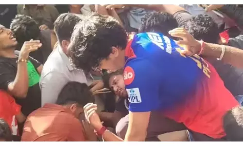 AA Edit | Learn To Control Crowds Better