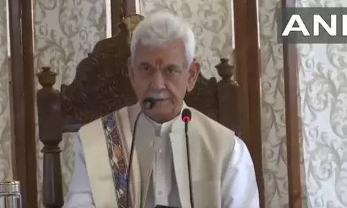 J&K L-G Manoj Sinha Reviews Security, Orders Reopening of 12 More Tourist Spots