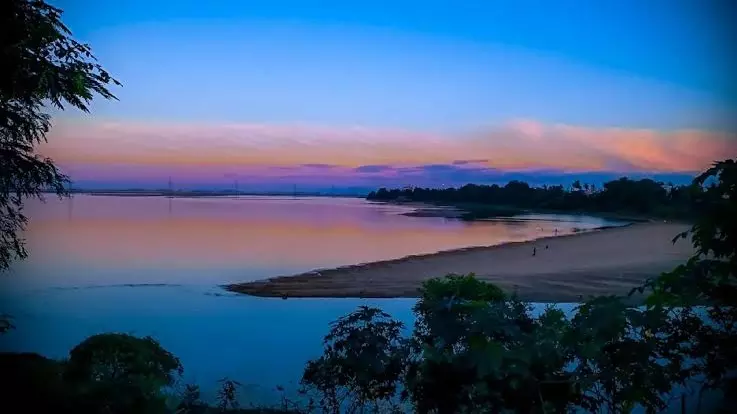 Two Minor Boys Missing After Drowning Scare In Odisha’s Kathajodi River