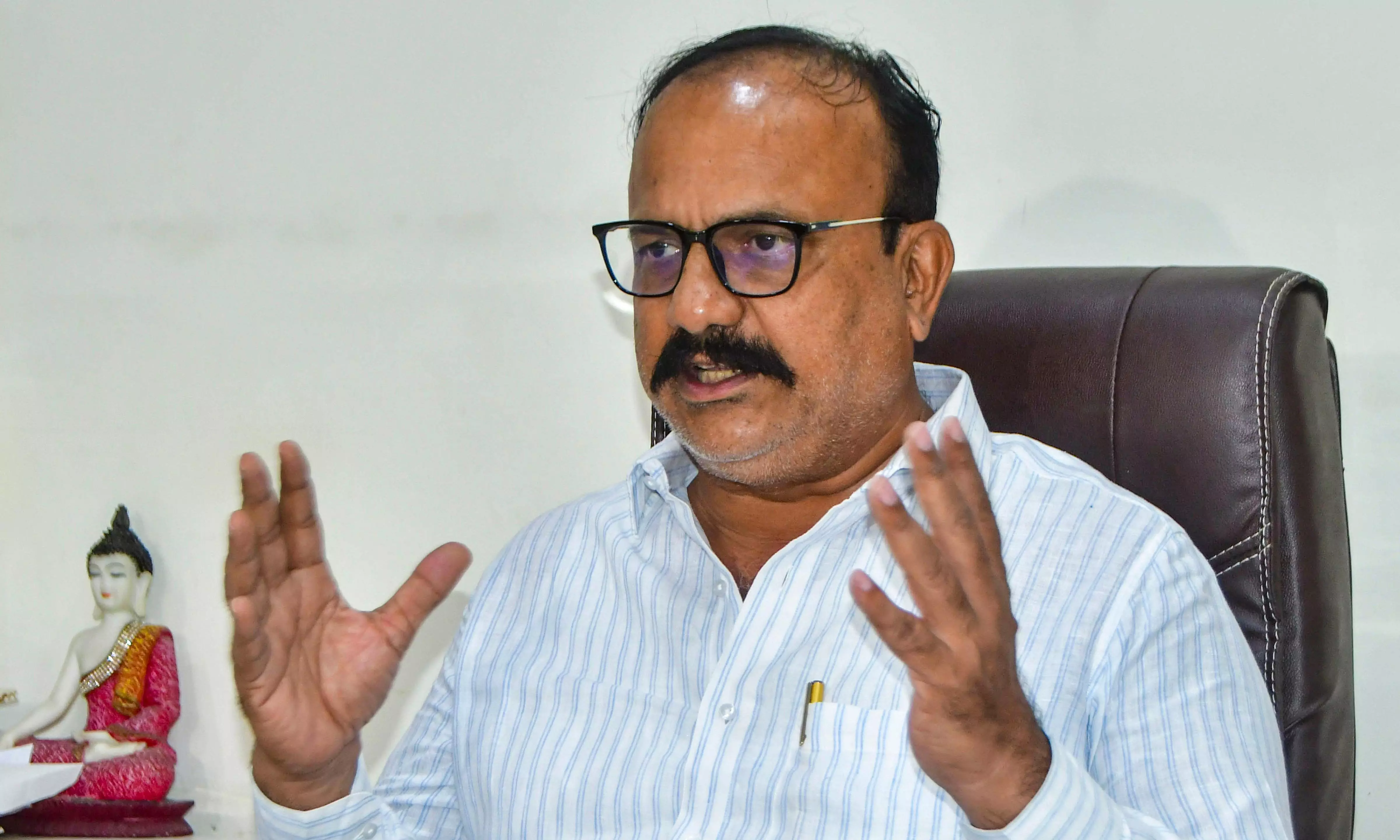 Congress Leader Softens Stand on MNS, Says India Bloc Will Decide