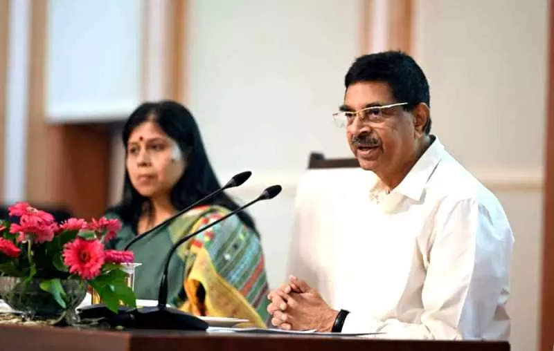 Odisha Governor Tracks State’s Progress Through Raj Bhavan Dashboard