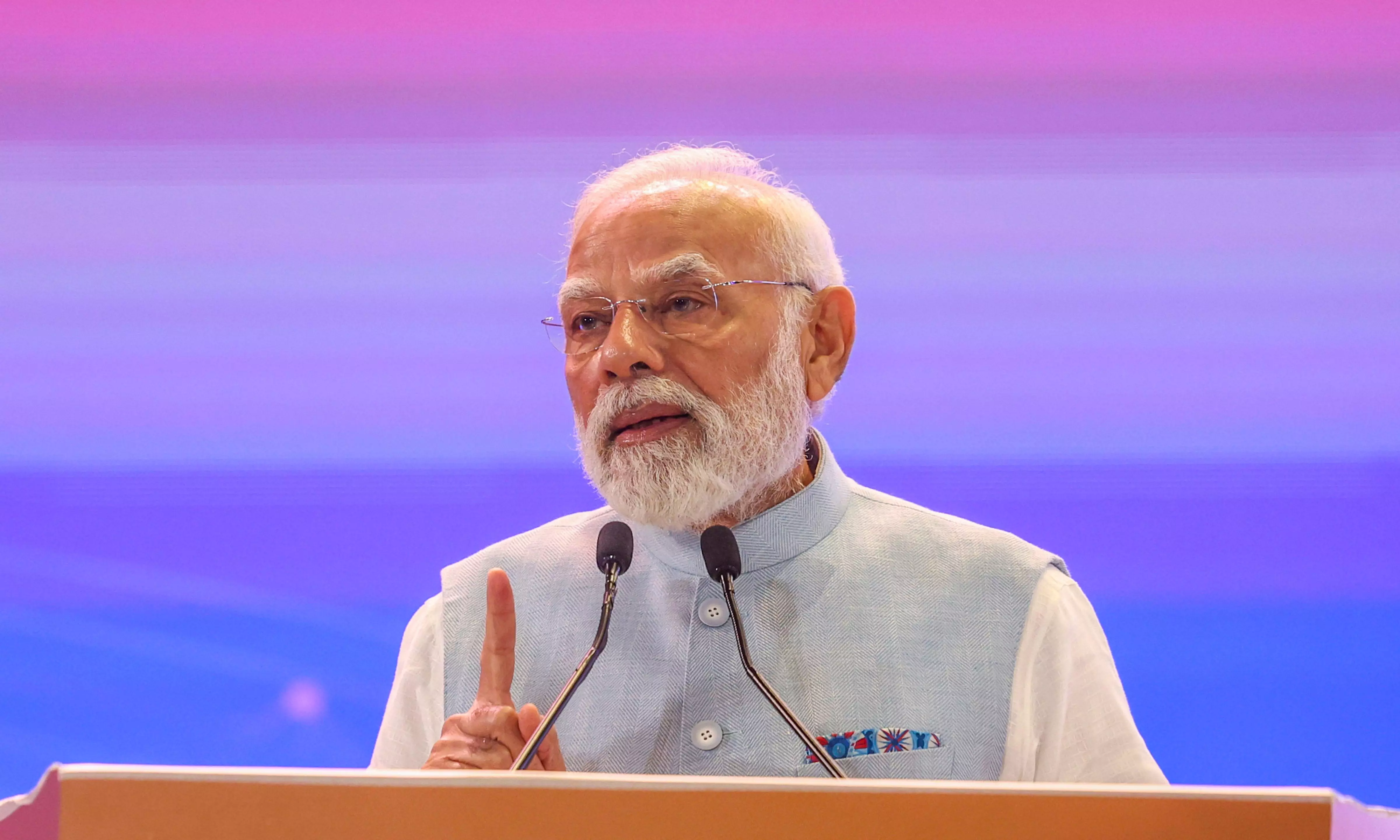 Modi Urges Women for Record Turnout in Bihar Polls Modi Urges Women for Record Turnout in Bihar Polls