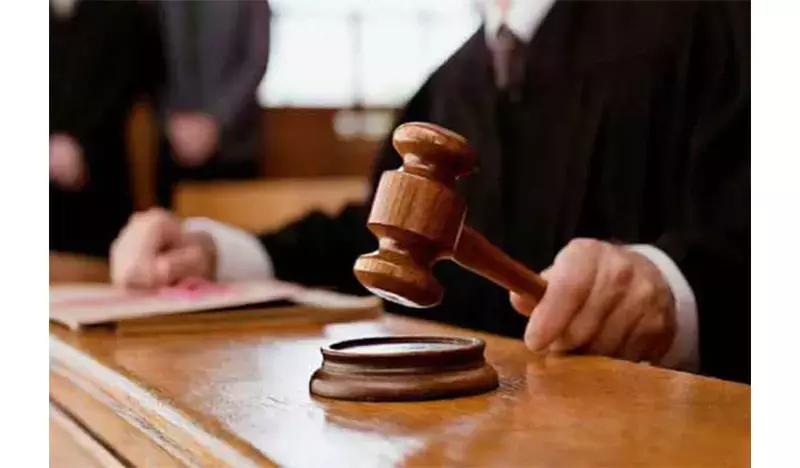 Calcutta HC Disqualifies Mukul Roy as MLA for Defection Calcutta HC Disqualifies Mukul Roy as MLA for Defection