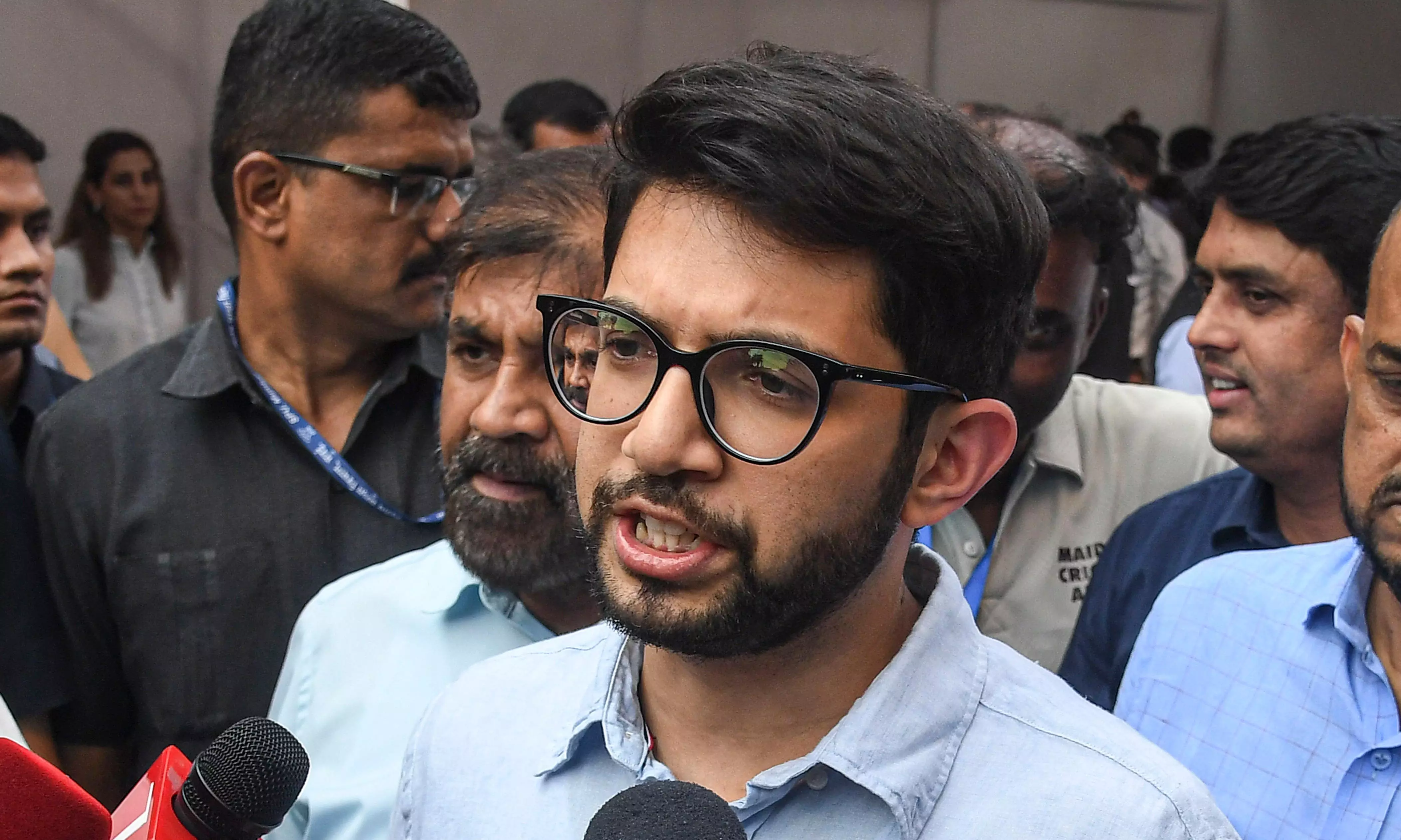 Aaditya Thackeray Alleges ‘Vote Chori’, Threatens Sedition Case Against EC