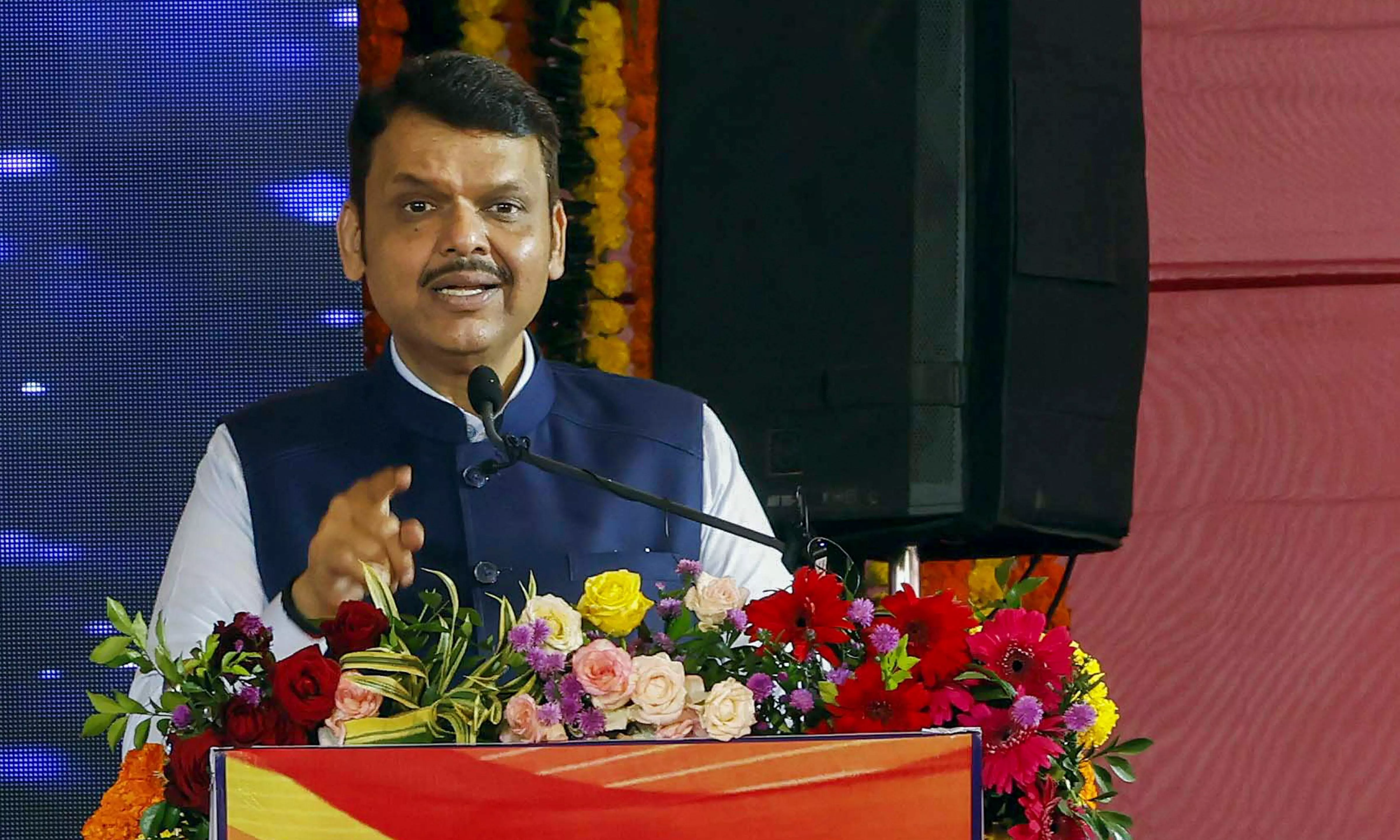 Fadnavis Backs Renaming ‘IIT Bombay’ As ‘IIT Mumbai’