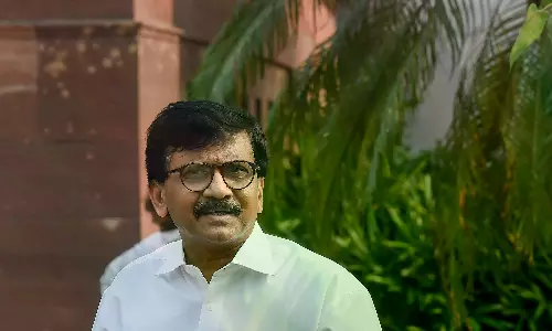 Raut Urges Congress To Rethink Solo Plan, Accommodate MNS