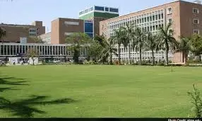 AIIMS: Dr Mukurdipi Ray Removes 19.9 kg Tumour From Colon Cancer Patient