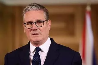 REFLECTIONS | After Starmer: Will UK Go From Frying Pan Into Fire? | Sunanda K. Datta-Ray REFLECTIONS | After Starmer: Will UK Go From Frying Pan Into Fire? | Sunanda K. Datta-Ray