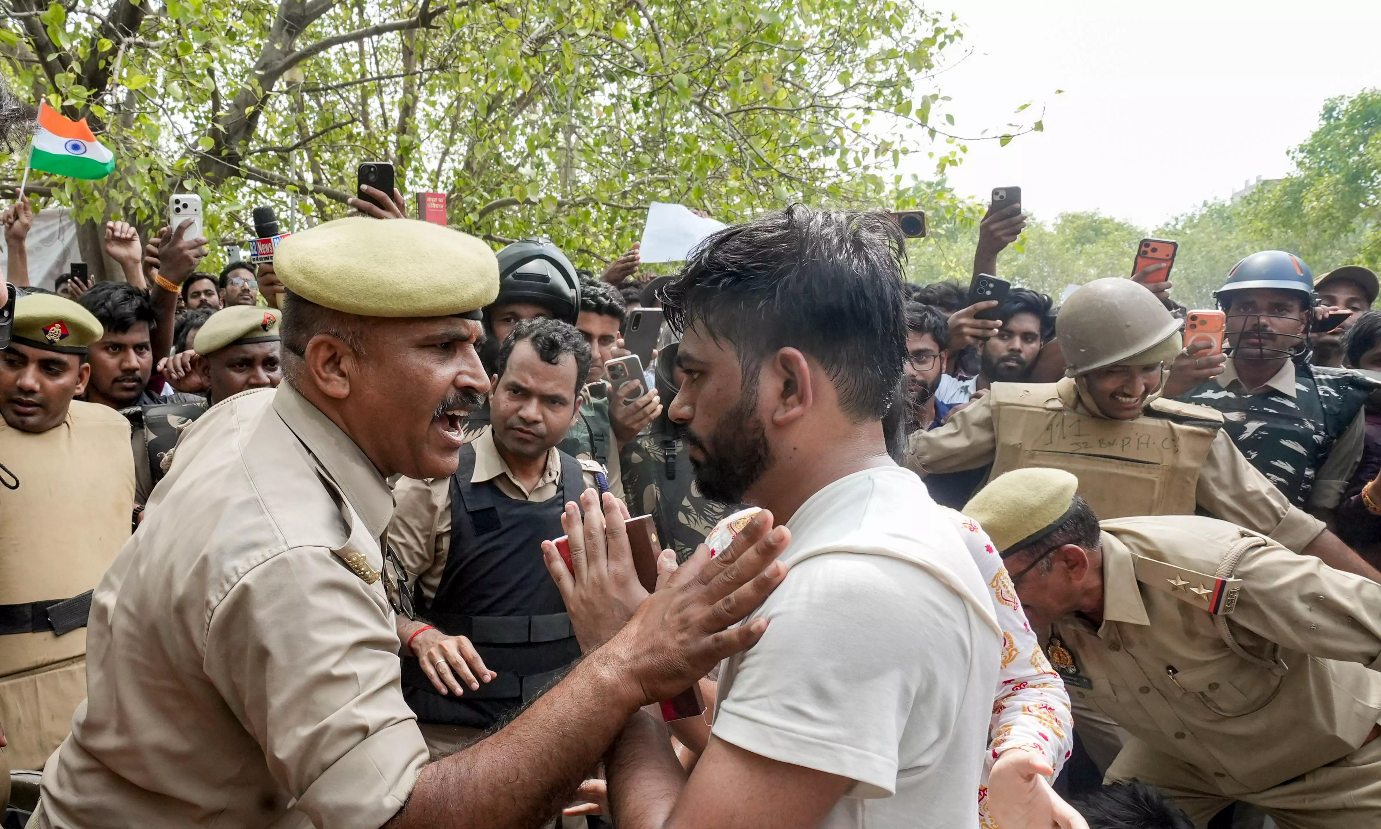 Sunil Gatade | India’s Cockroach ‘Conspiracy’: Will This Movement Bring Real Change? Sunil Gatade | India’s Cockroach ‘Conspiracy’: Will This Movement Bring Real Change?