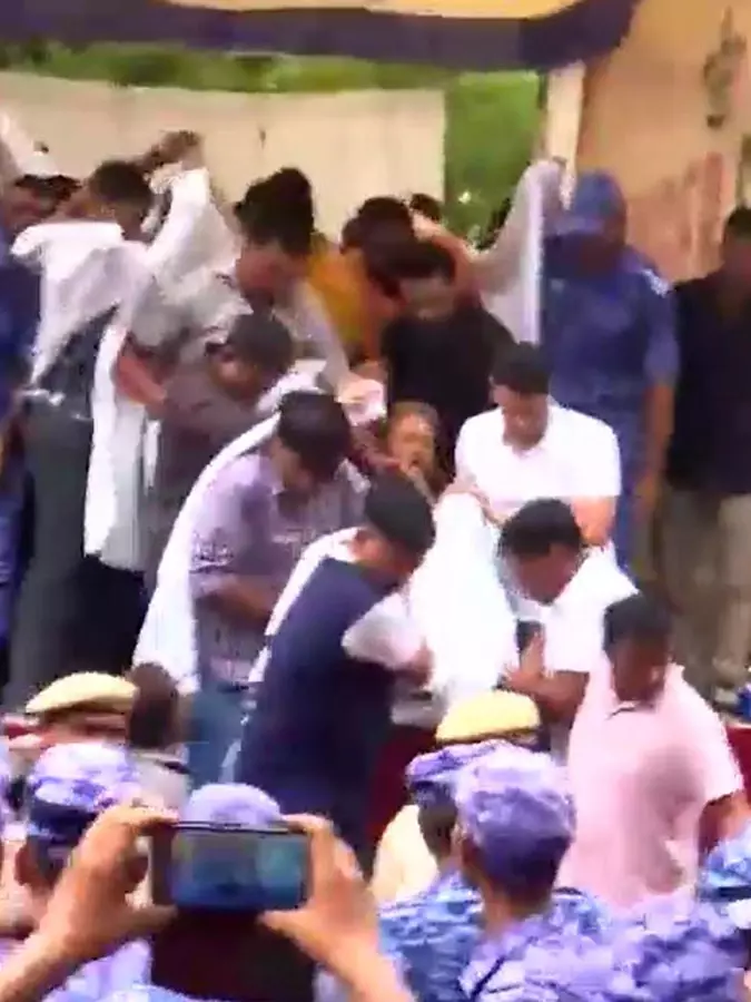 Anita Katyal | BJP Sends Men To Monitor The SIR; Cong Beaten, First By CJP, Then AAP